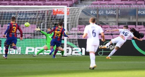 الاتحاد الإسباني يعلن موعد كلاسيكو ريال مدريد وبرشلونة في كأس السوبر